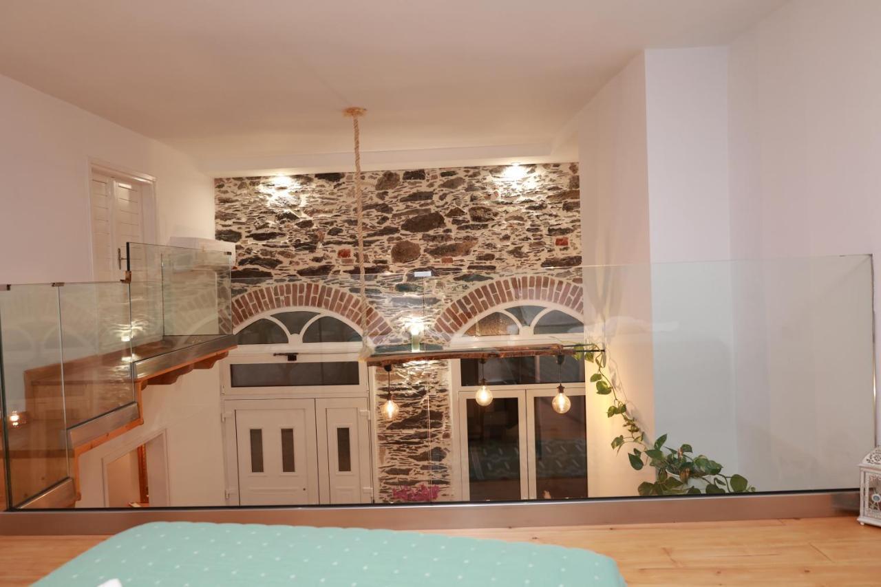 Cane'S Family Guest House Plomari Buitenkant foto