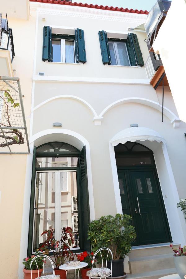 Cane'S Family Guest House Plomari Buitenkant foto