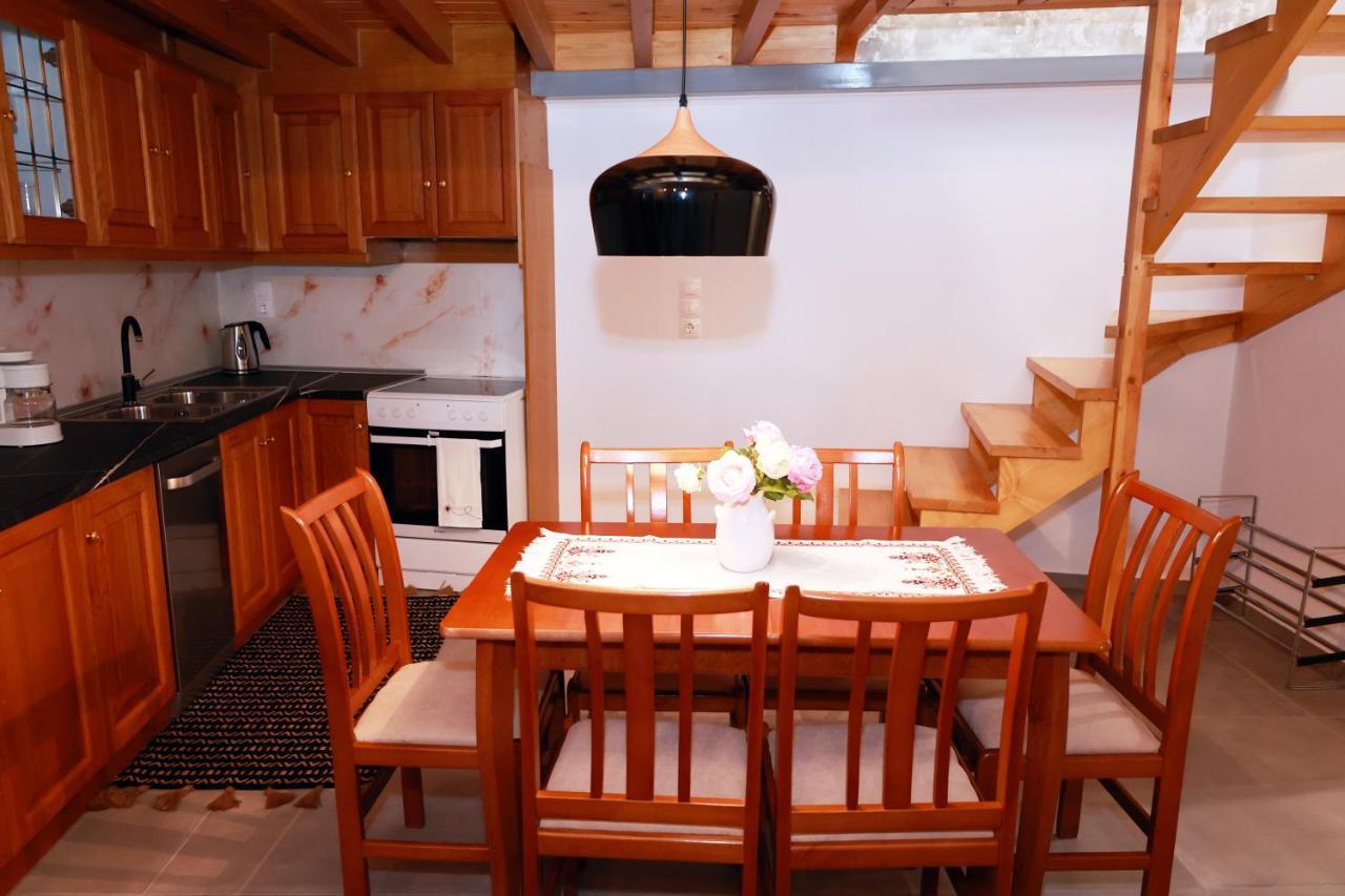Cane'S Family Guest House Plomari Buitenkant foto